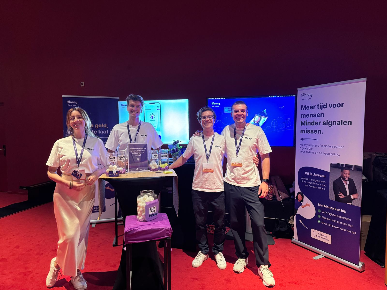 Vier Monny teamleden op het Divosa Congres